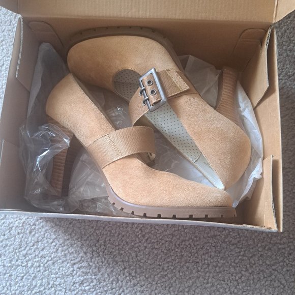 STEVE MADDEN WOMENS DRESS SHOES - Picture 2 of 3